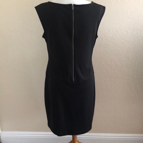 Sleeveless black dress! - Picture 4 of 5